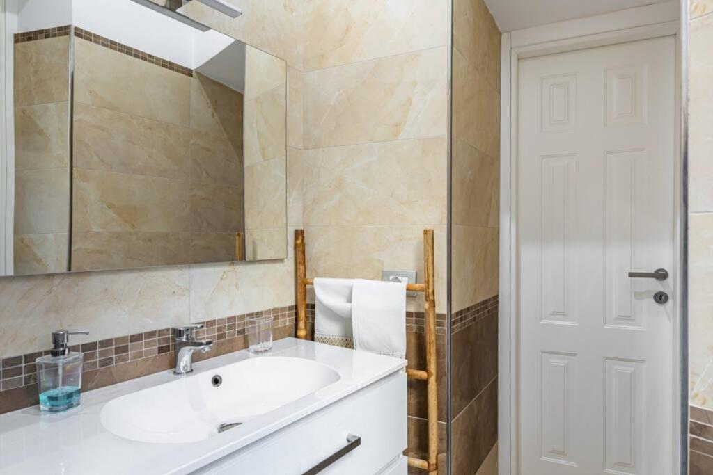Stradivari Suite Roma Exteriör bild